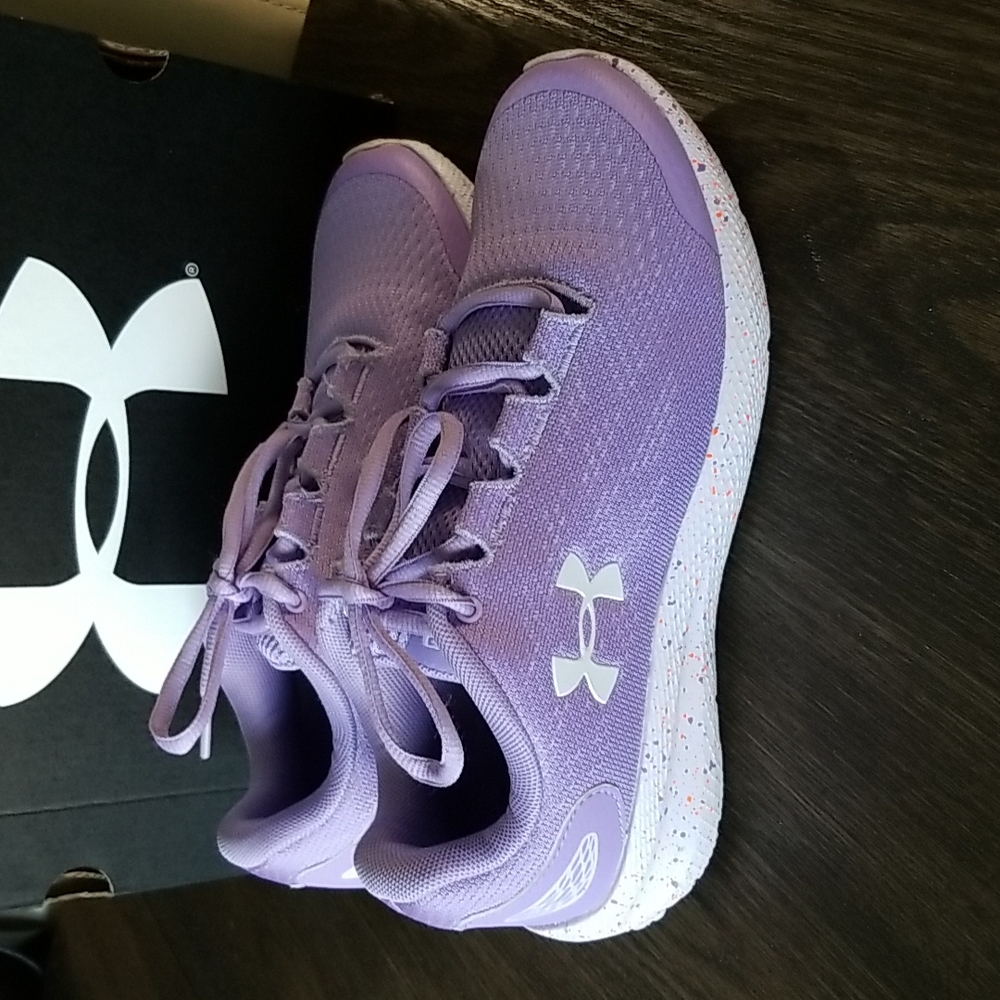 Under Armour Charged Pursuit Sneakers, Youth Size 5.5 (No Box)